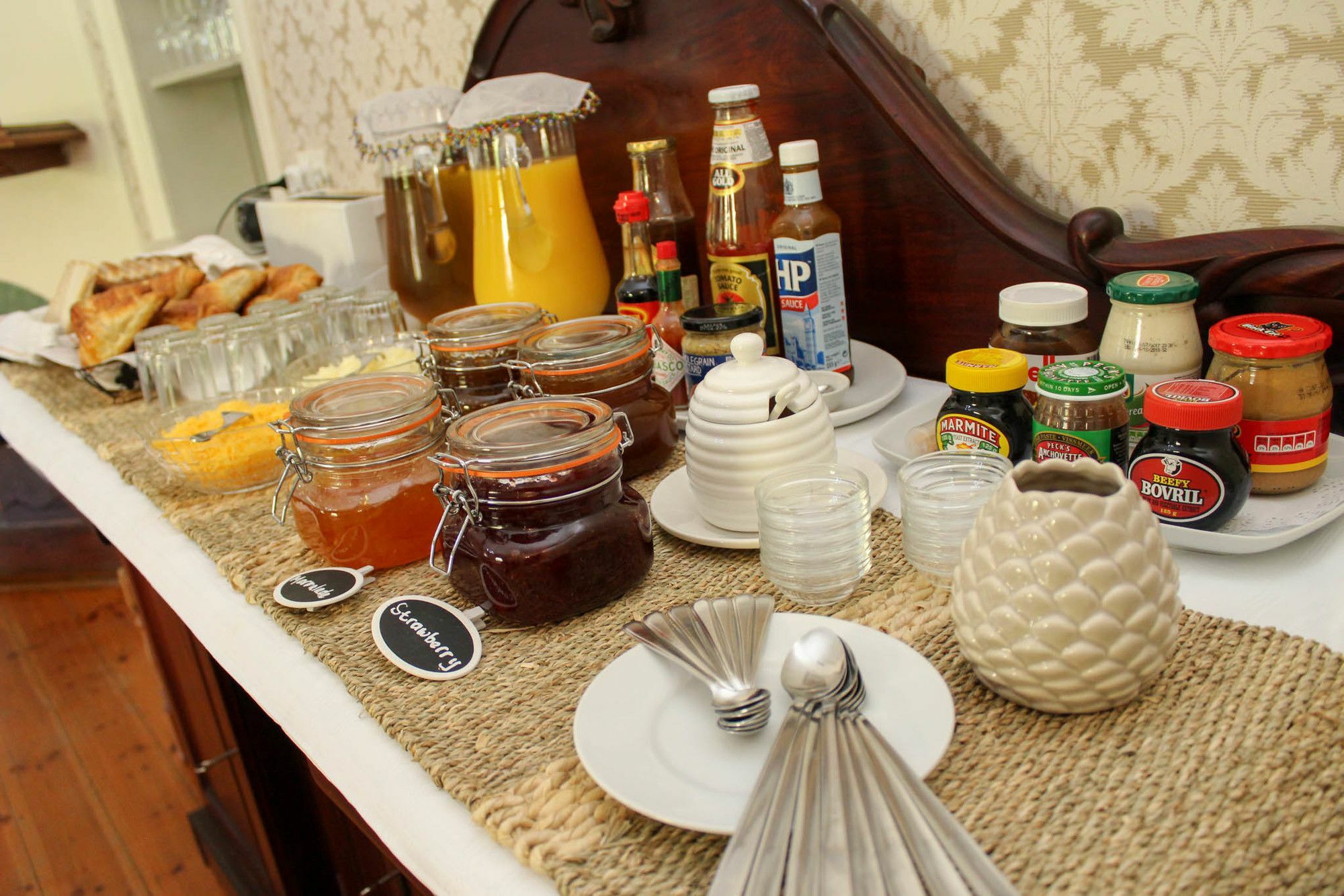 מונטאגו Airlies Historical Guest House מראה חיצוני תמונה