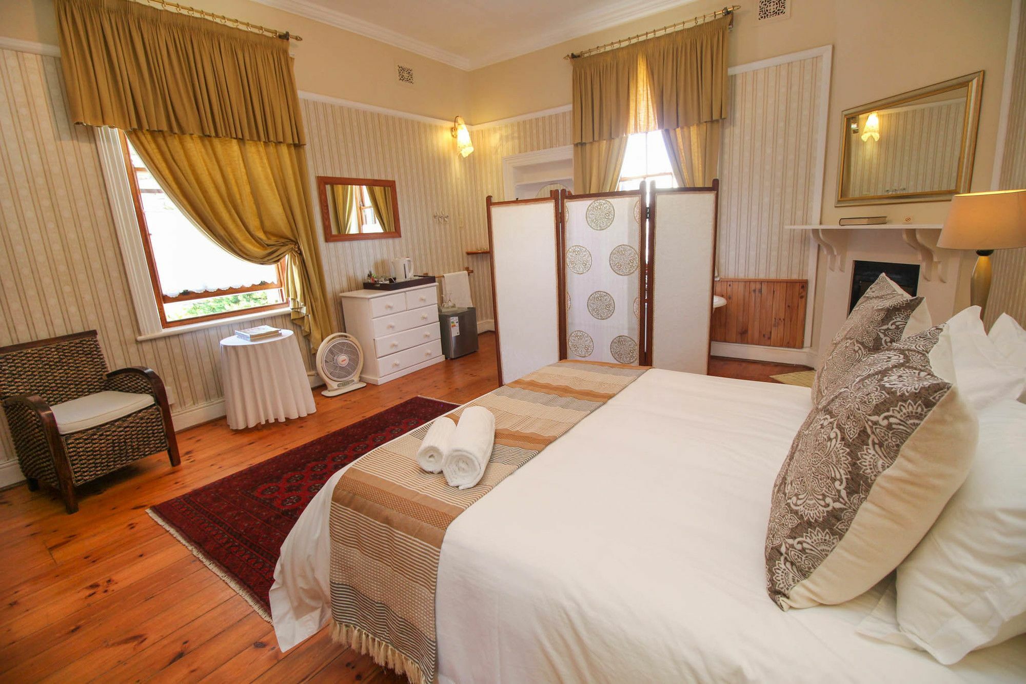 מונטאגו Airlies Historical Guest House מראה חיצוני תמונה