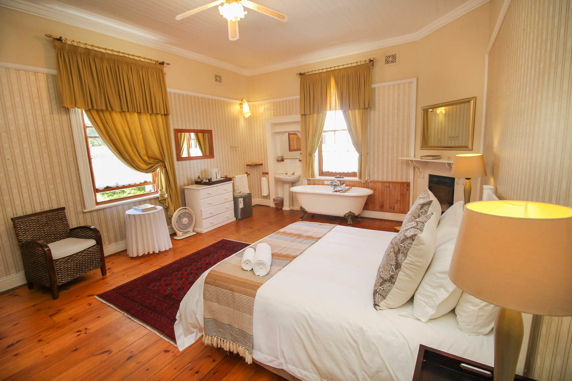 מונטאגו Airlies Historical Guest House מראה חיצוני תמונה